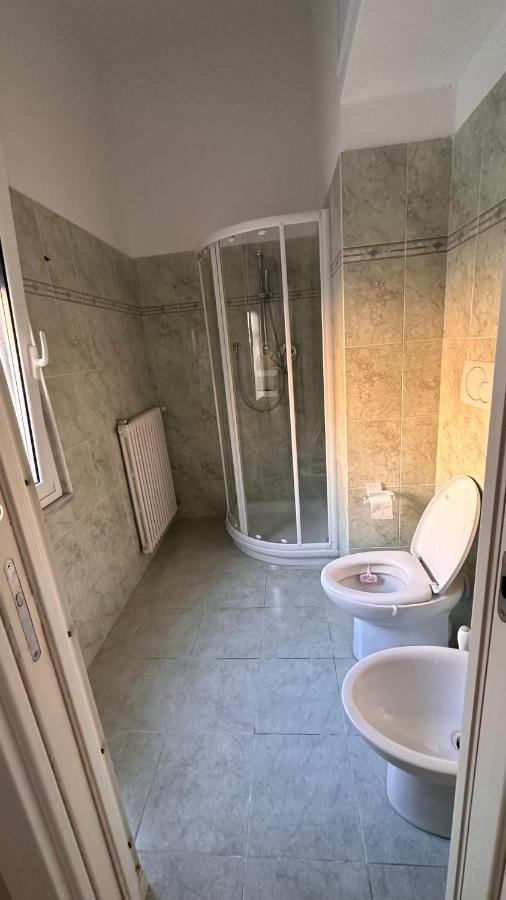 דירות ראפאלו Edens House Con Parcheggio Privato Gratuito מראה חיצוני תמונה